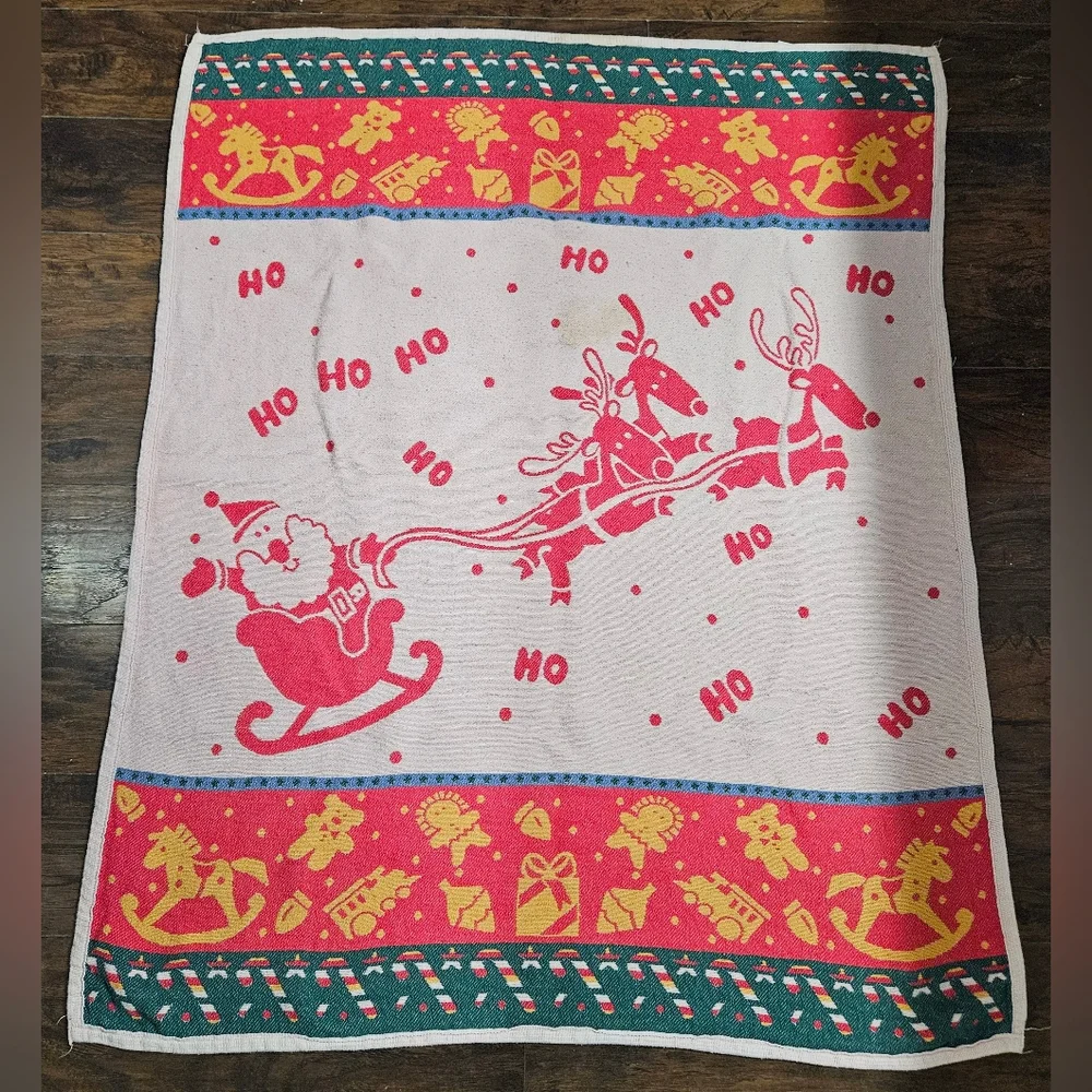 Vintage Christmas Throw